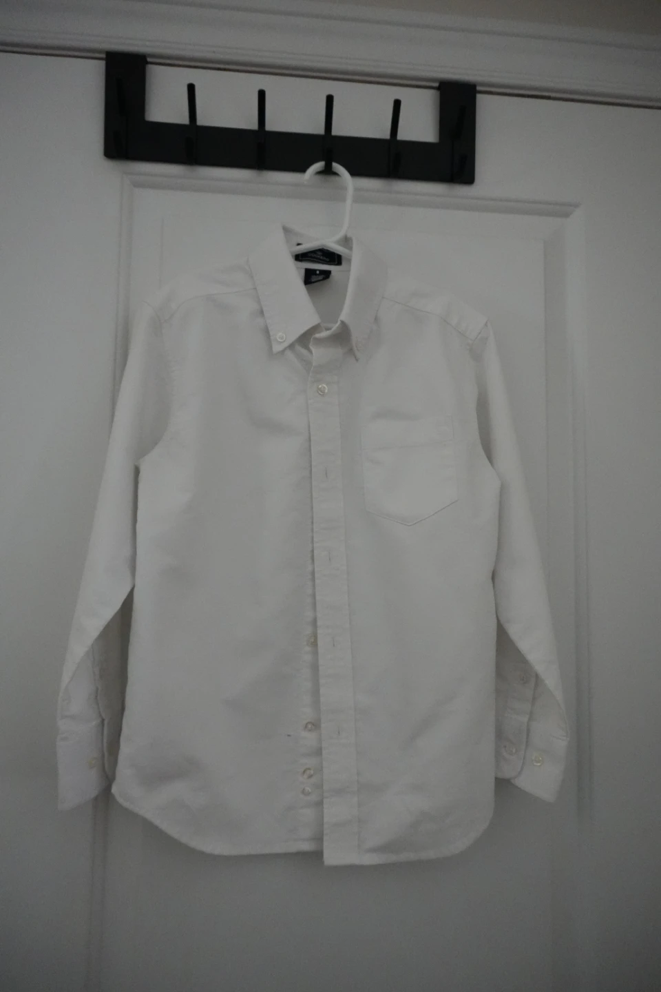 Dockers White Button-Up Shirt - Size 8