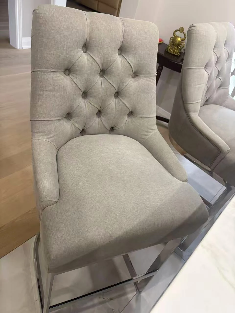 Tufted Upholstered Bar Stools (Set of 2)