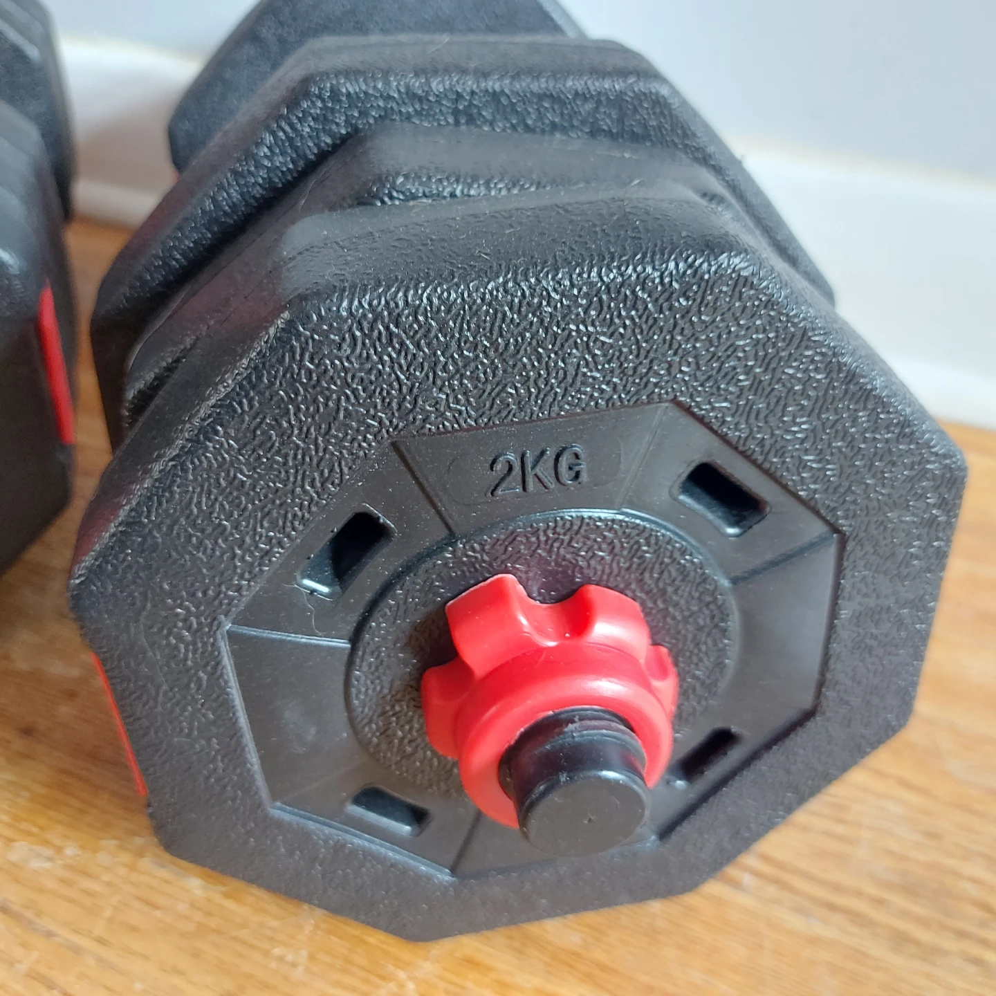 Like NEW - Adjustable Dumbbells Set - Total 28 kg (62 lb) - photo 3