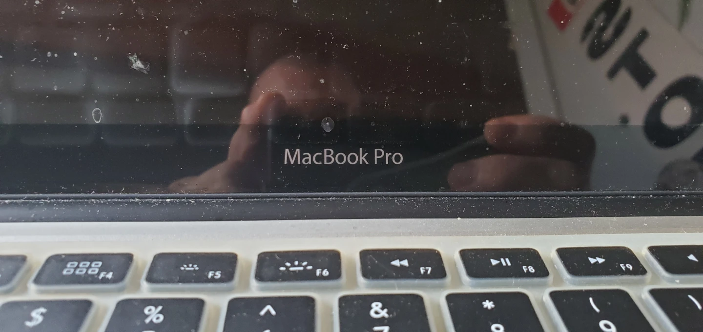 Apple MacBook Pro  2012 not working