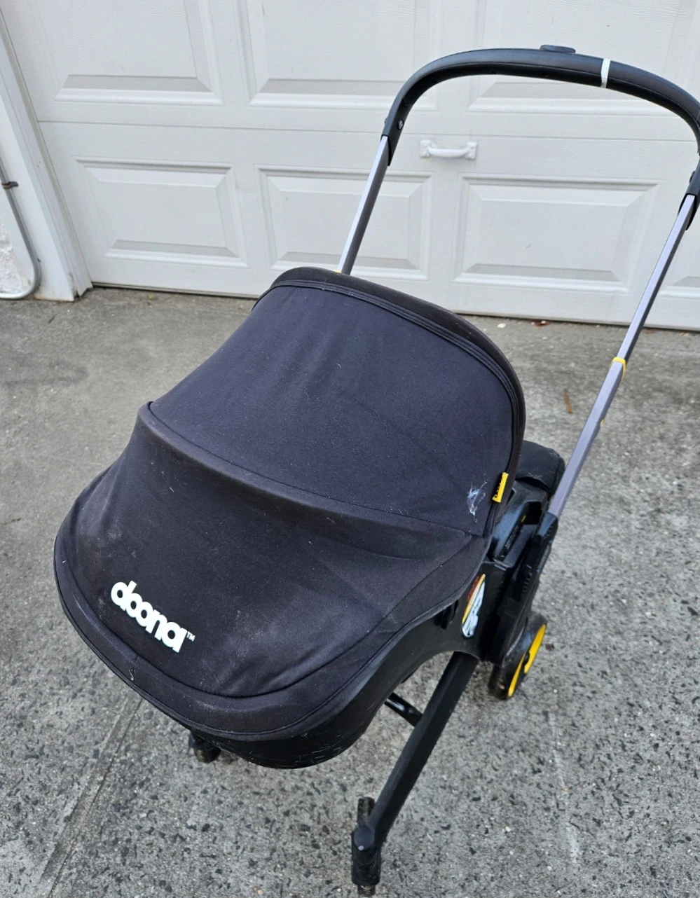 Doona car seat and stroller - photo 3