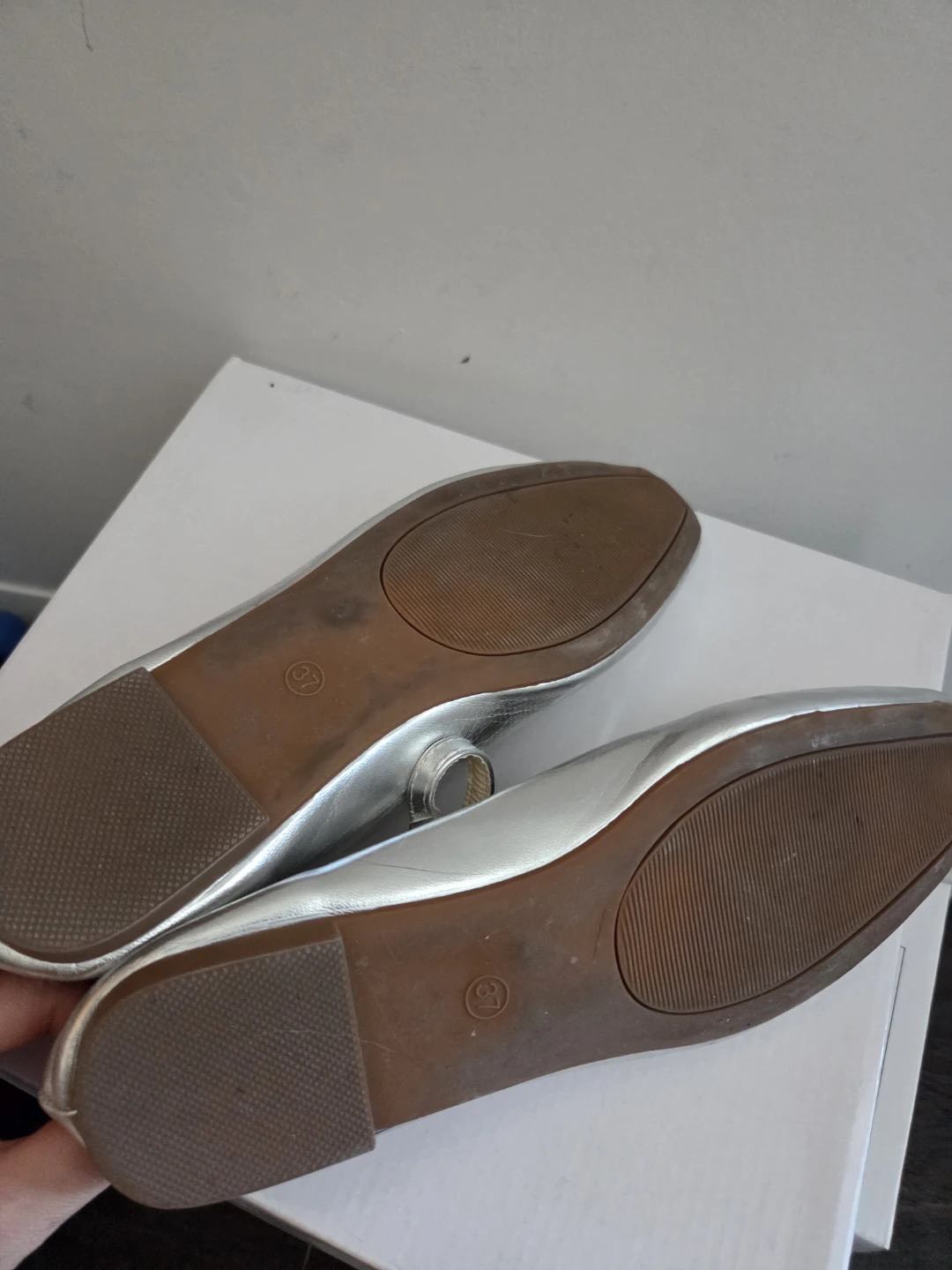 Womens 7 shoes clean out - photo 3