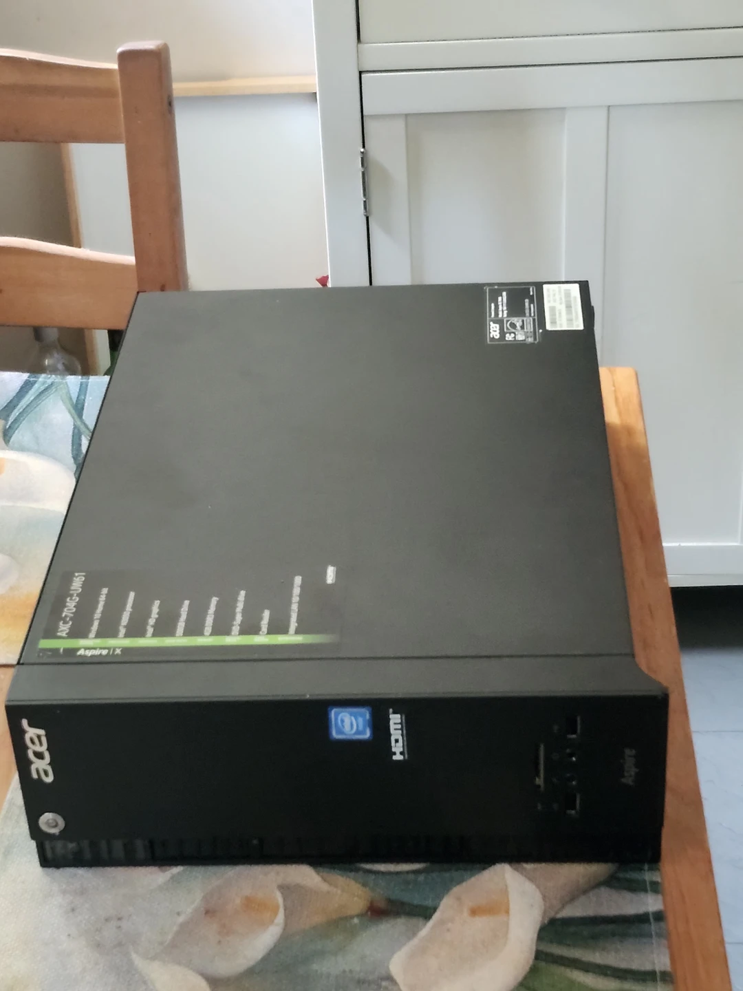 Acer Aspire AXC-704G-UW61 Desktop Computer