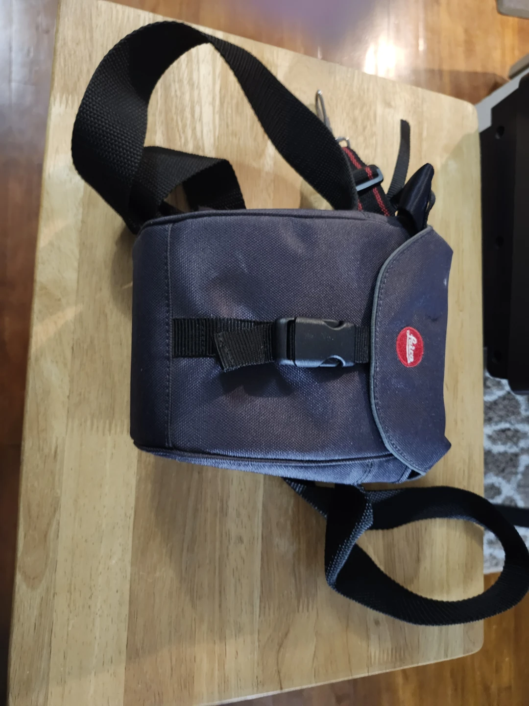 Leica Digital Camera with Zoom Lens (original V LUX) - photo 2