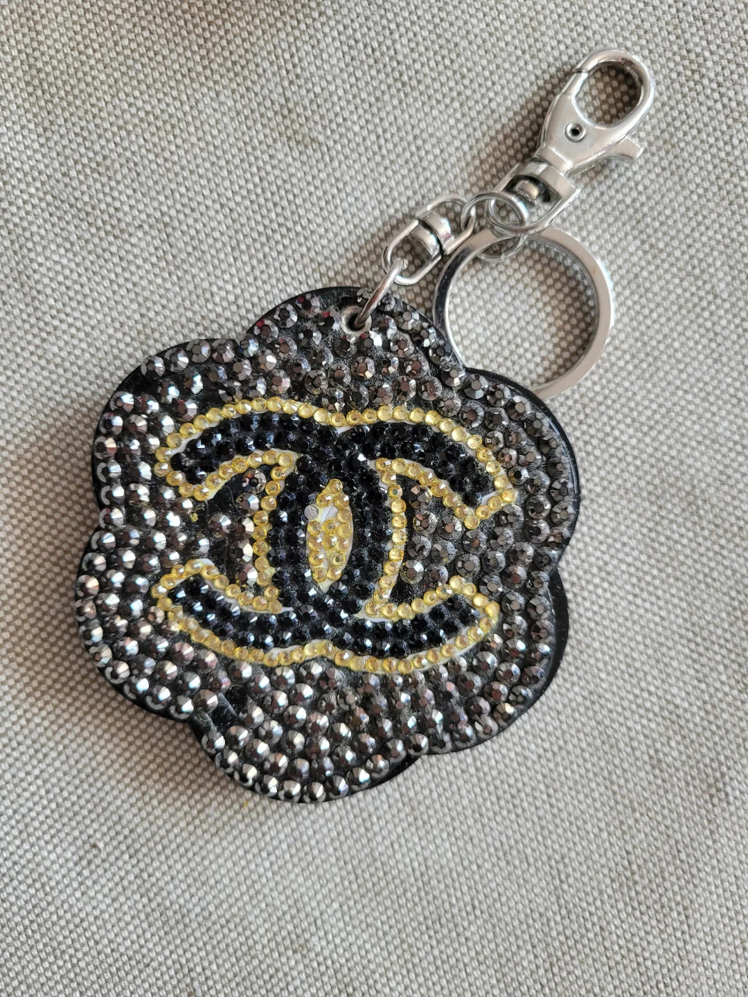 Chanel Camellia Flower Keychain with Mirror - photo 2