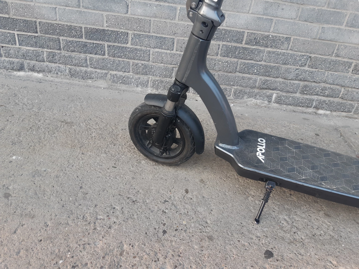 Apollo Electric Scooter - photo 2