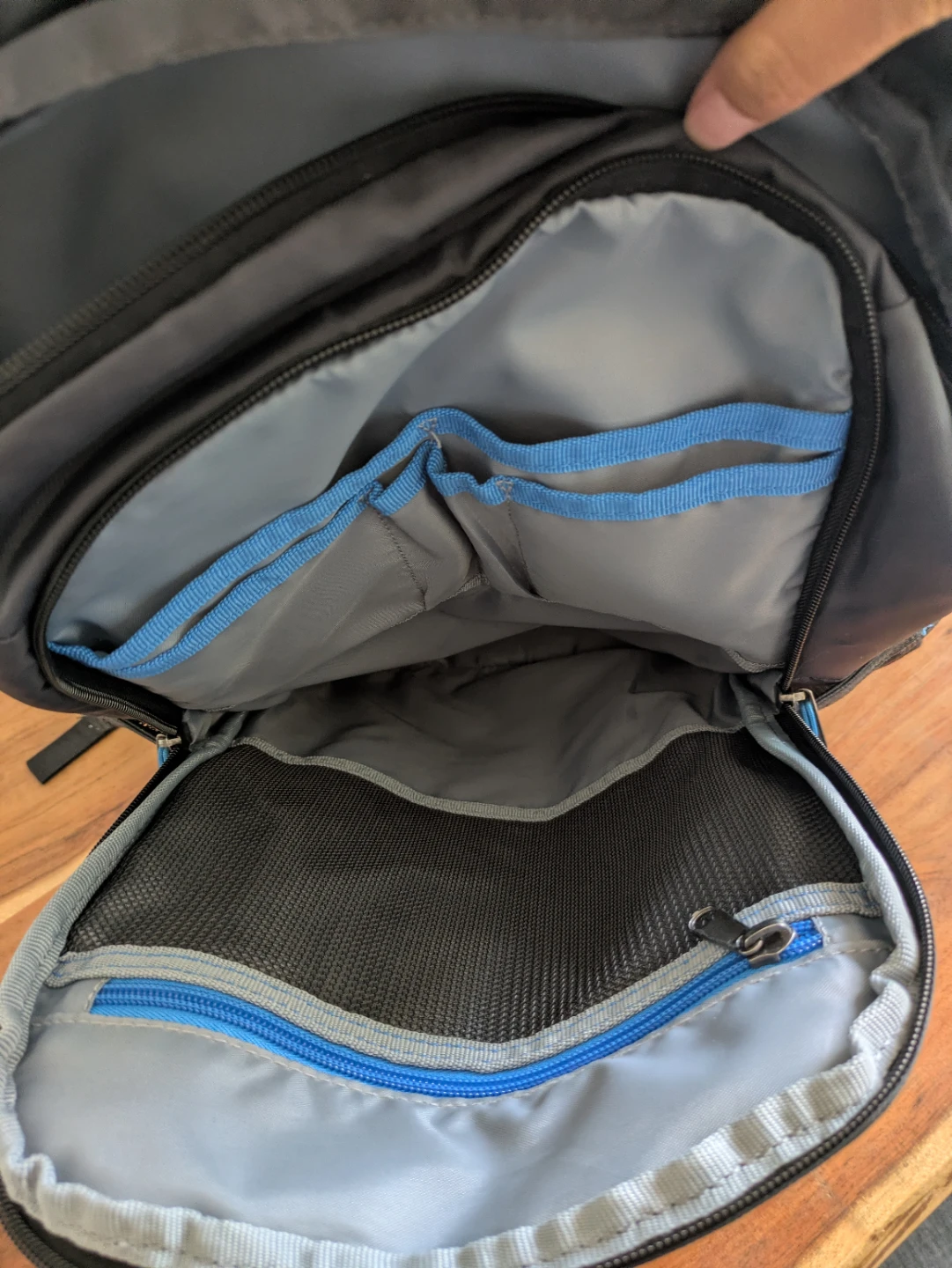 Dell Grey Laptop Backpack - photo 2