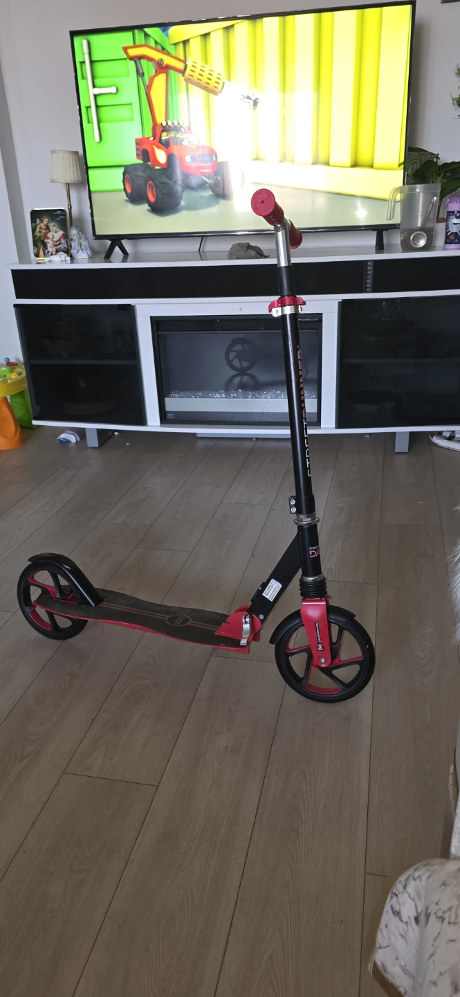 Street Dance Scooter