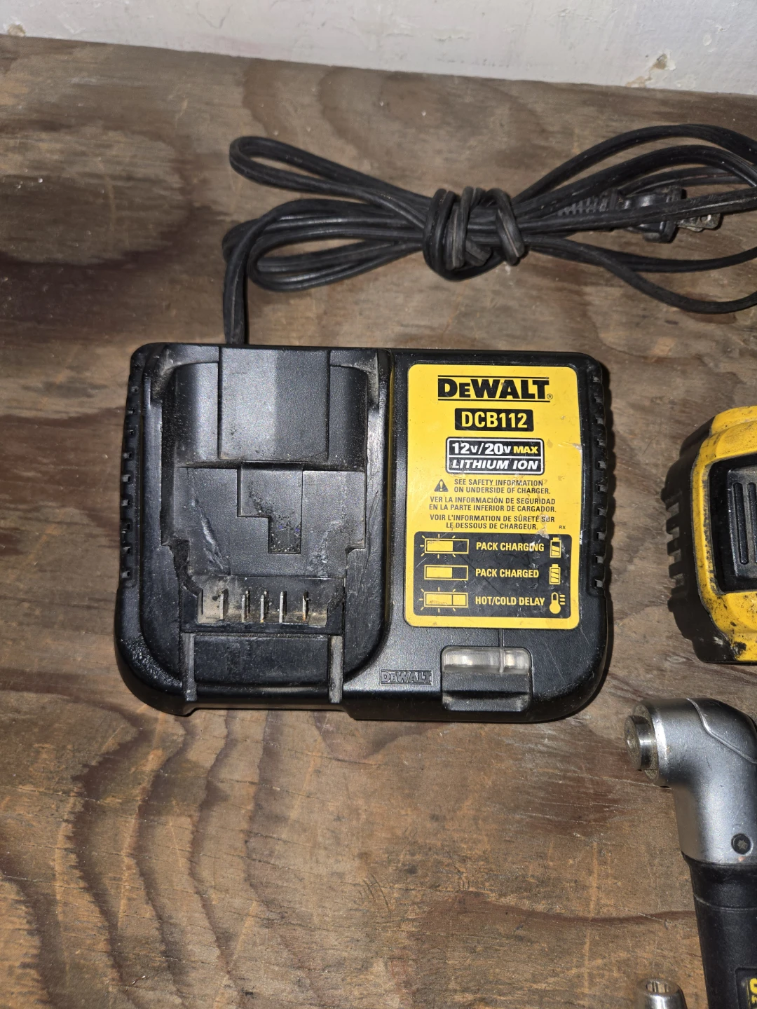 DEWALT 20V max combo not parting out - photo 5