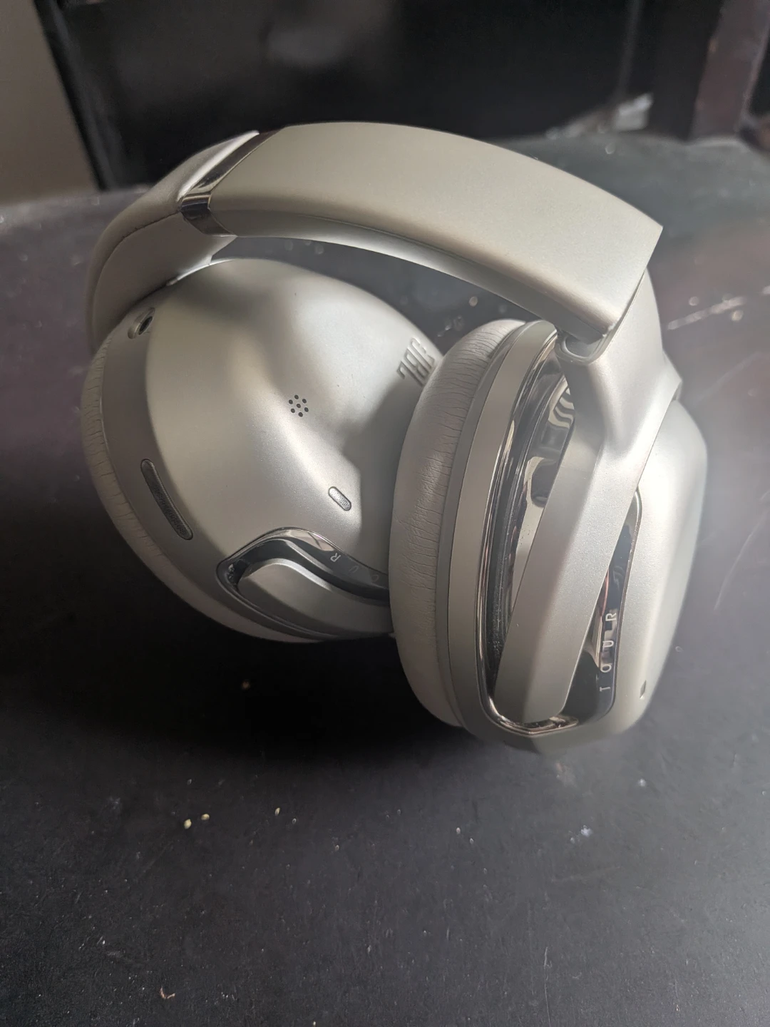 JBL Tour One M2 Headphones - photo 3