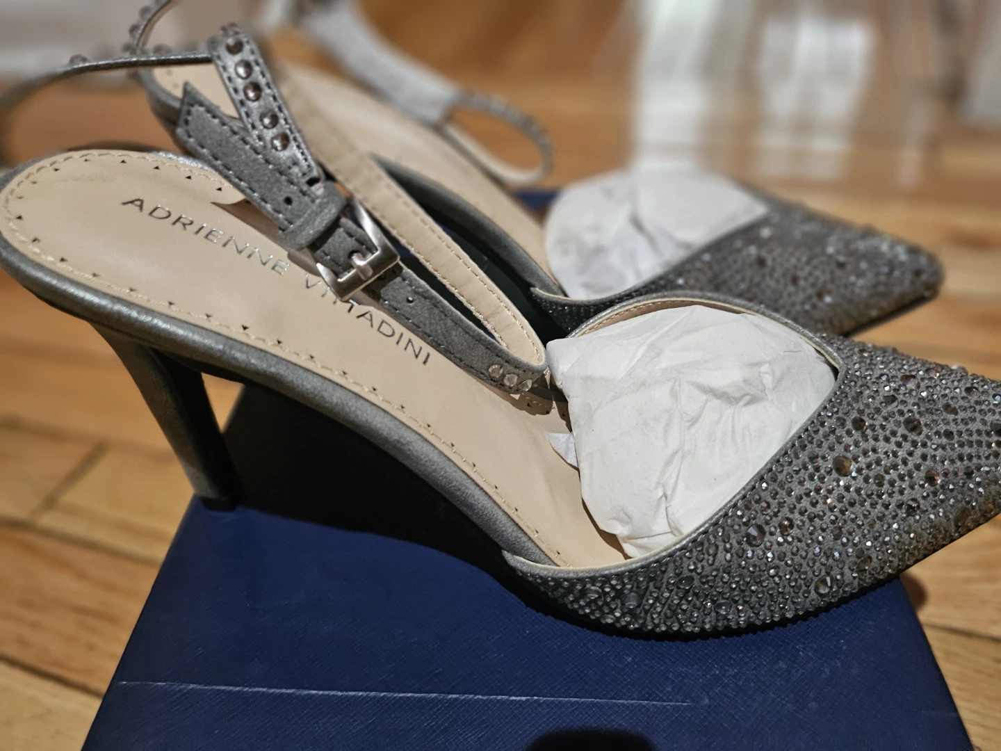 Adrienne Vittadini Norenna Pewter Metallic Heels Size 8M - photo 3