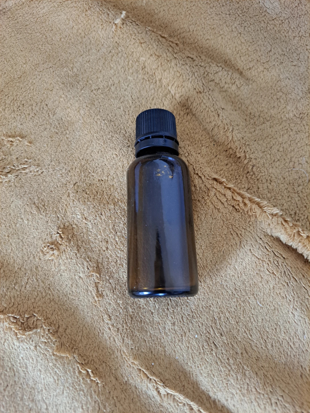 69× Amber Glass Dropper Bottles with Black Caps - Bulk Lot - photo 3