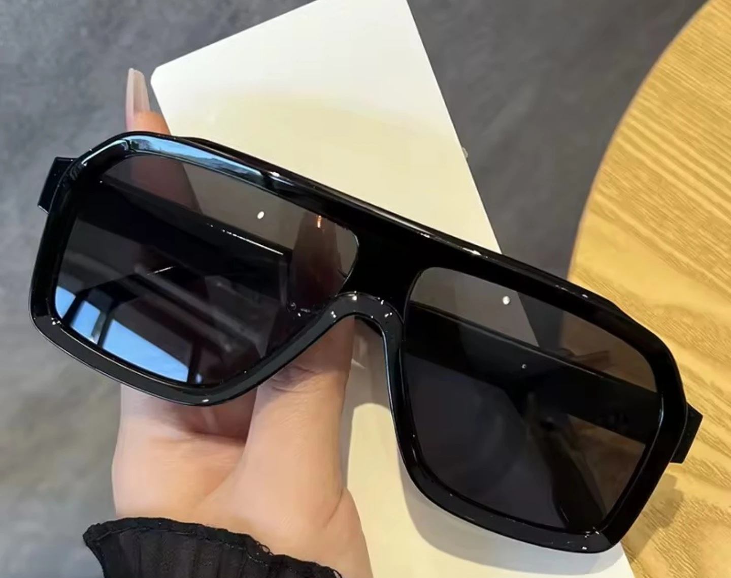Black Oversized Square Sunglasses CY5603