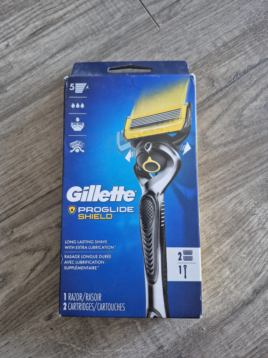 Gillette ProGlide Shield Razor with 2 Cartridges