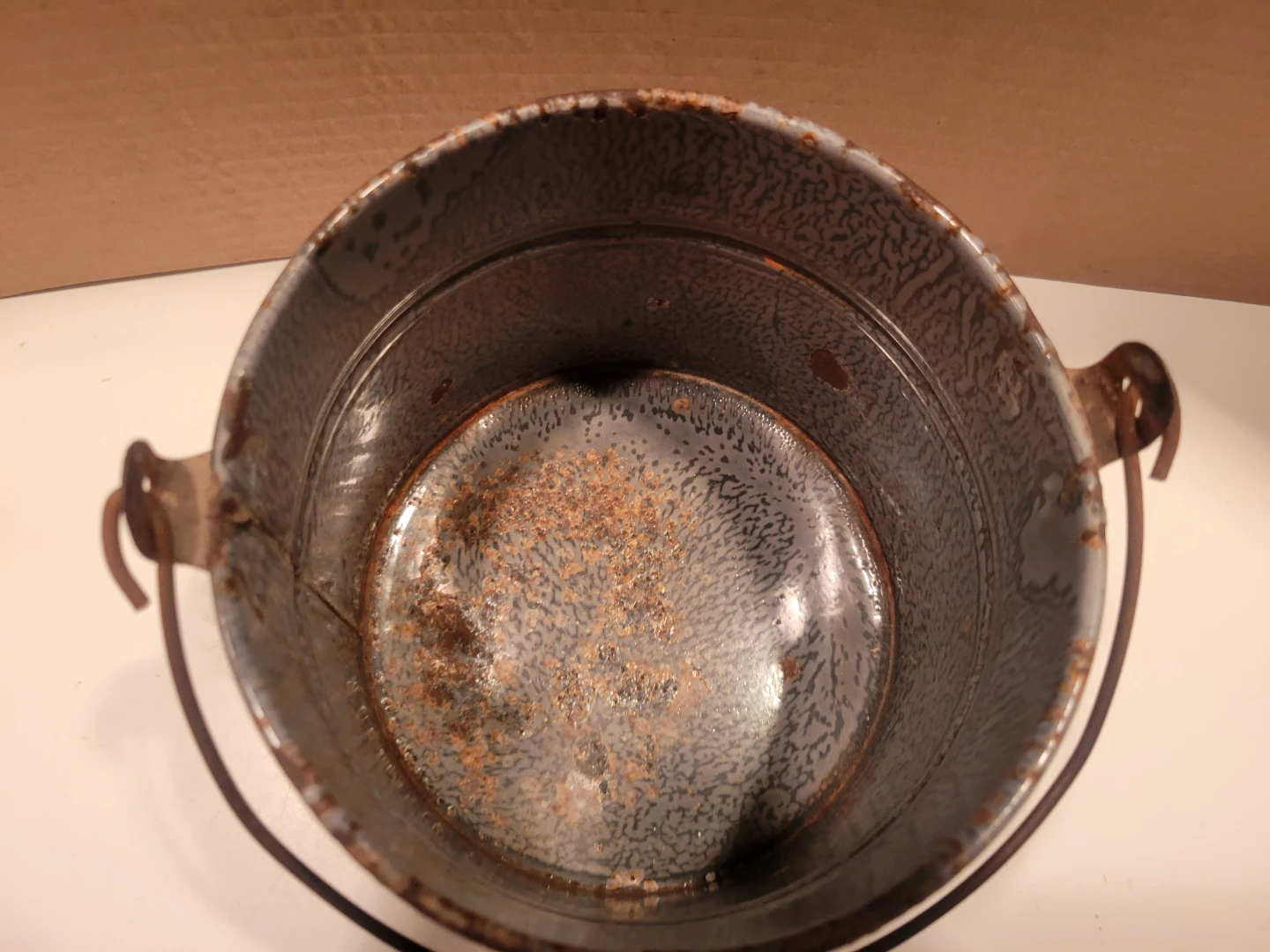 Vintage Enamelware Pail - photo 3