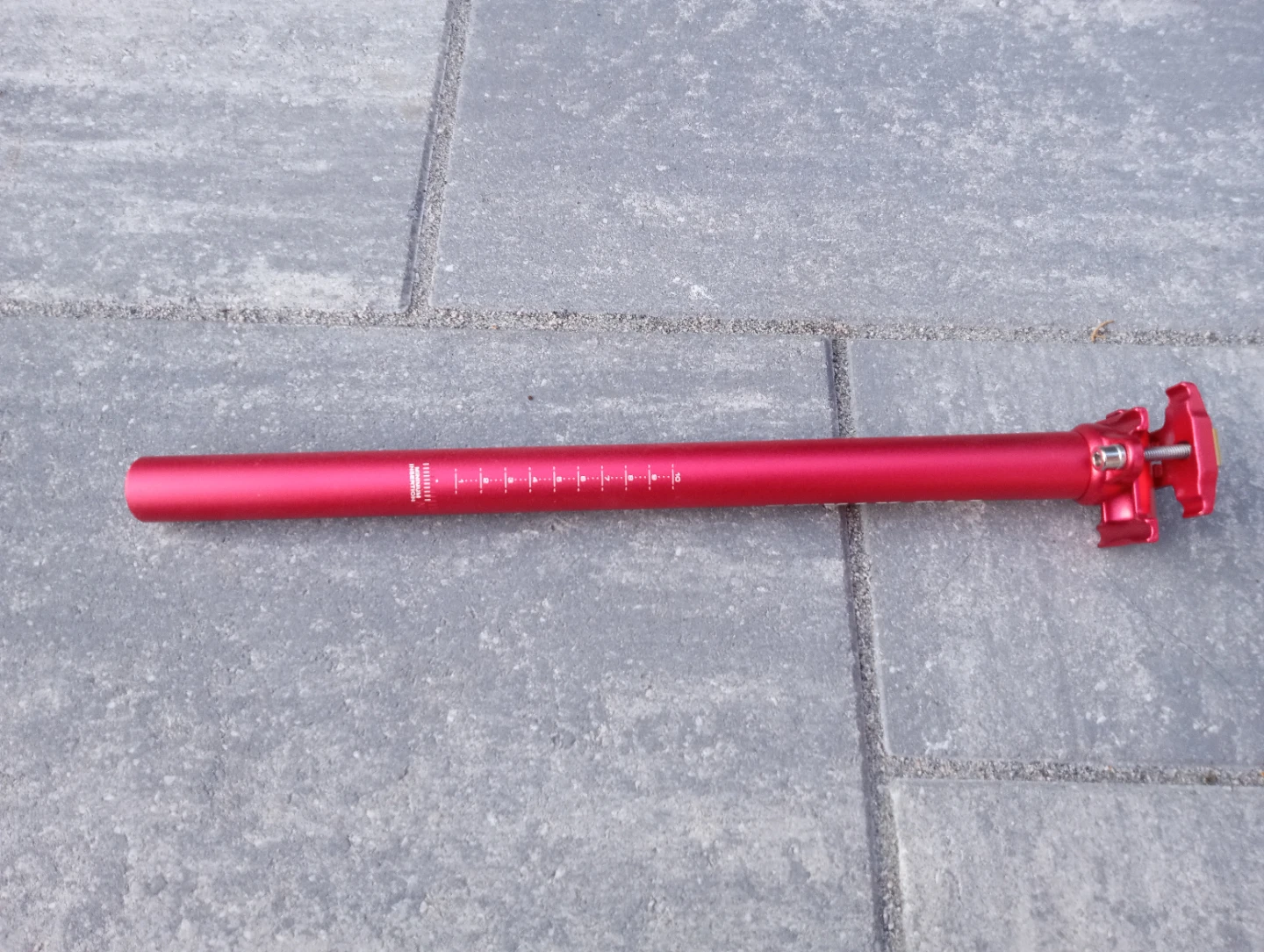 Bike seatpost 27.2mm x 400 mm Red Bicycle Seatpost - photo 3