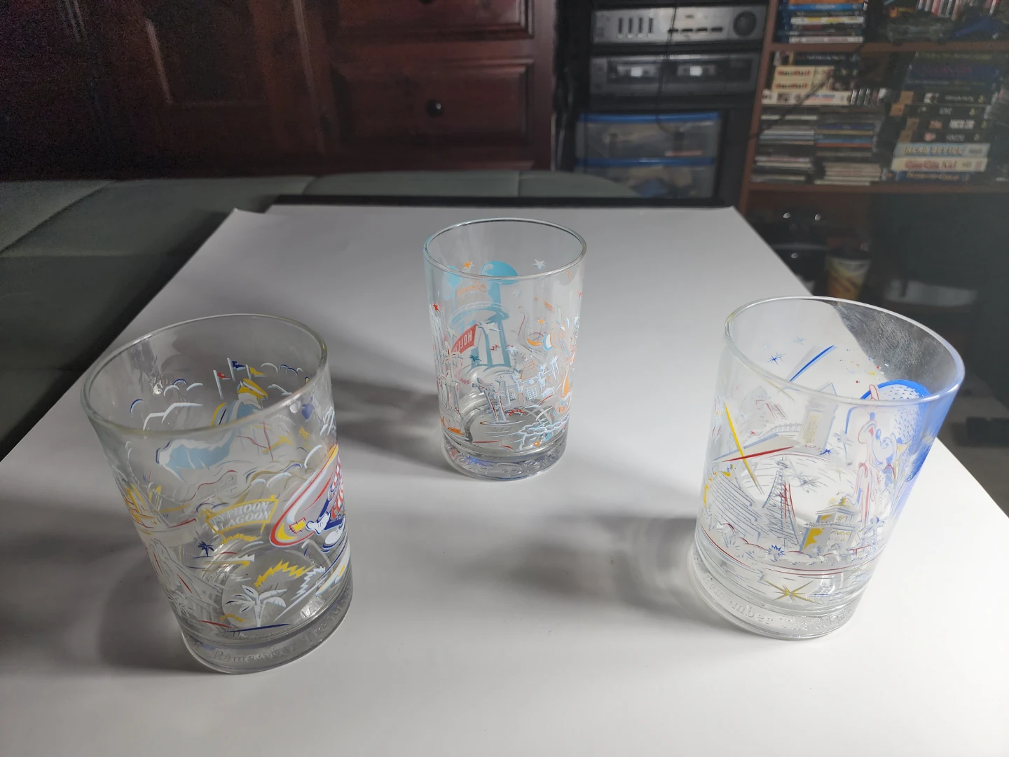 Set of 3 Disney Commemorative Glasses - photo 4