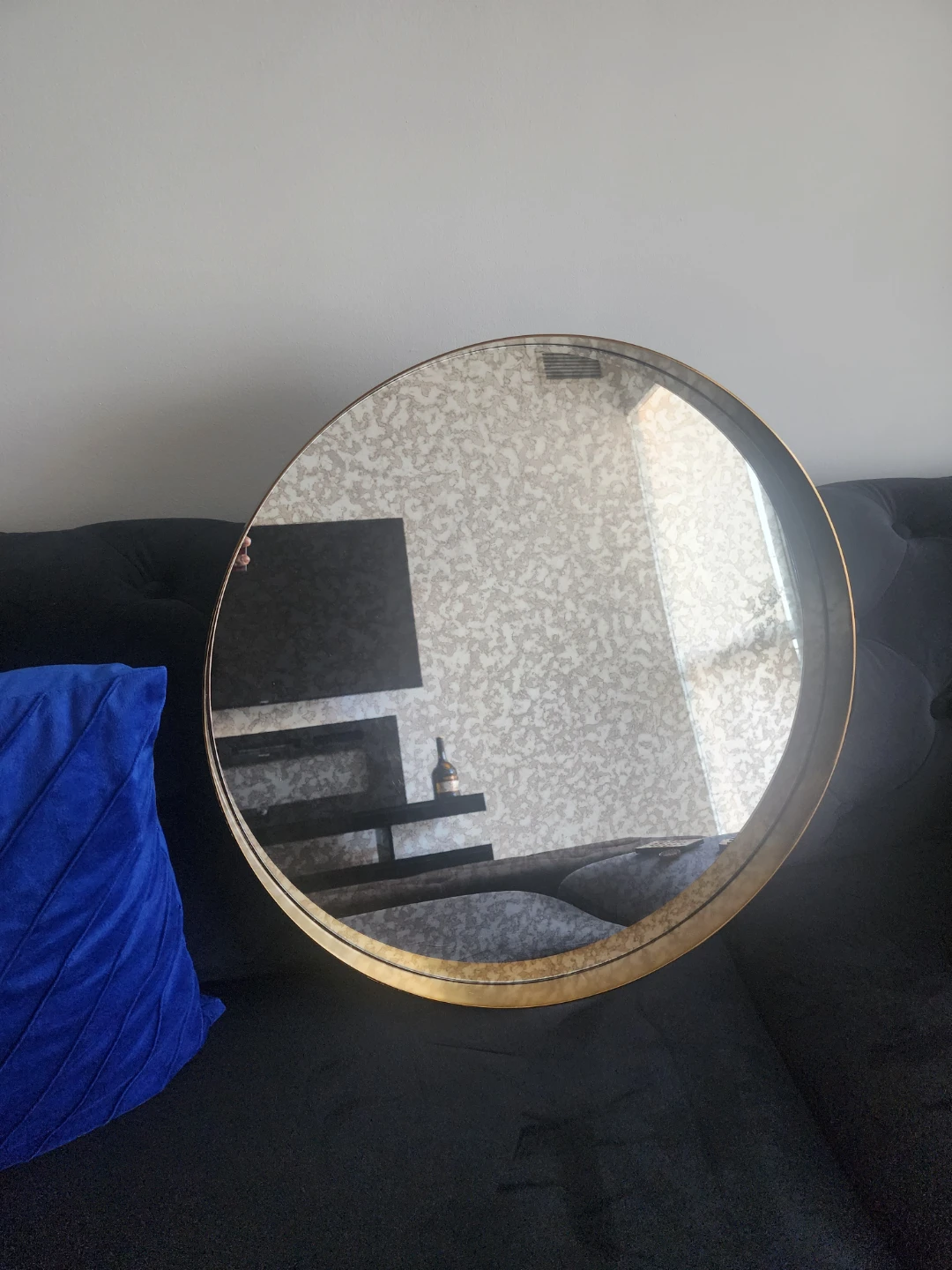 Round Wall Mirror