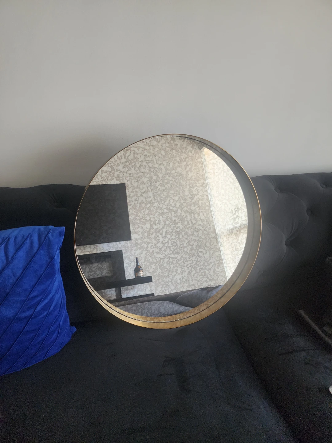 Round Wall Mirror - photo 3