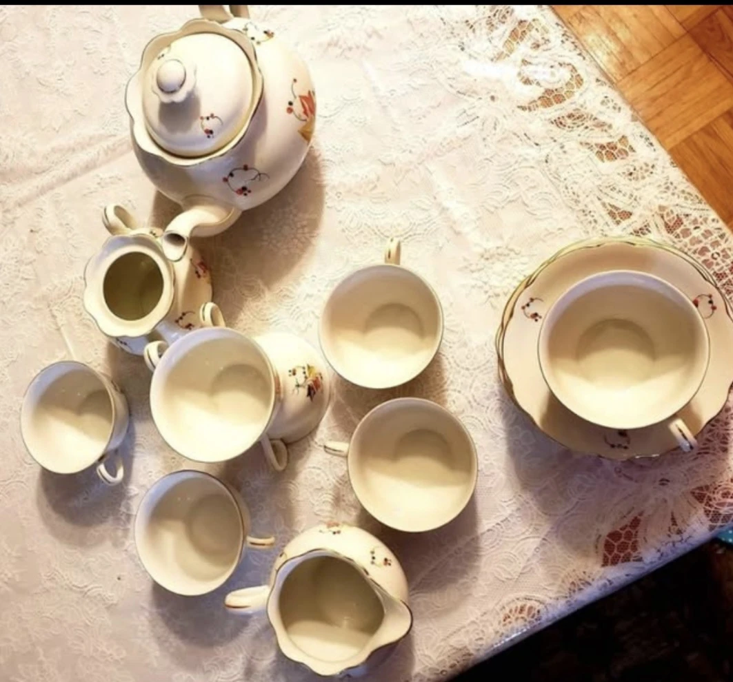 15 pcs Chinese porcelain vintage tea set gold trim
