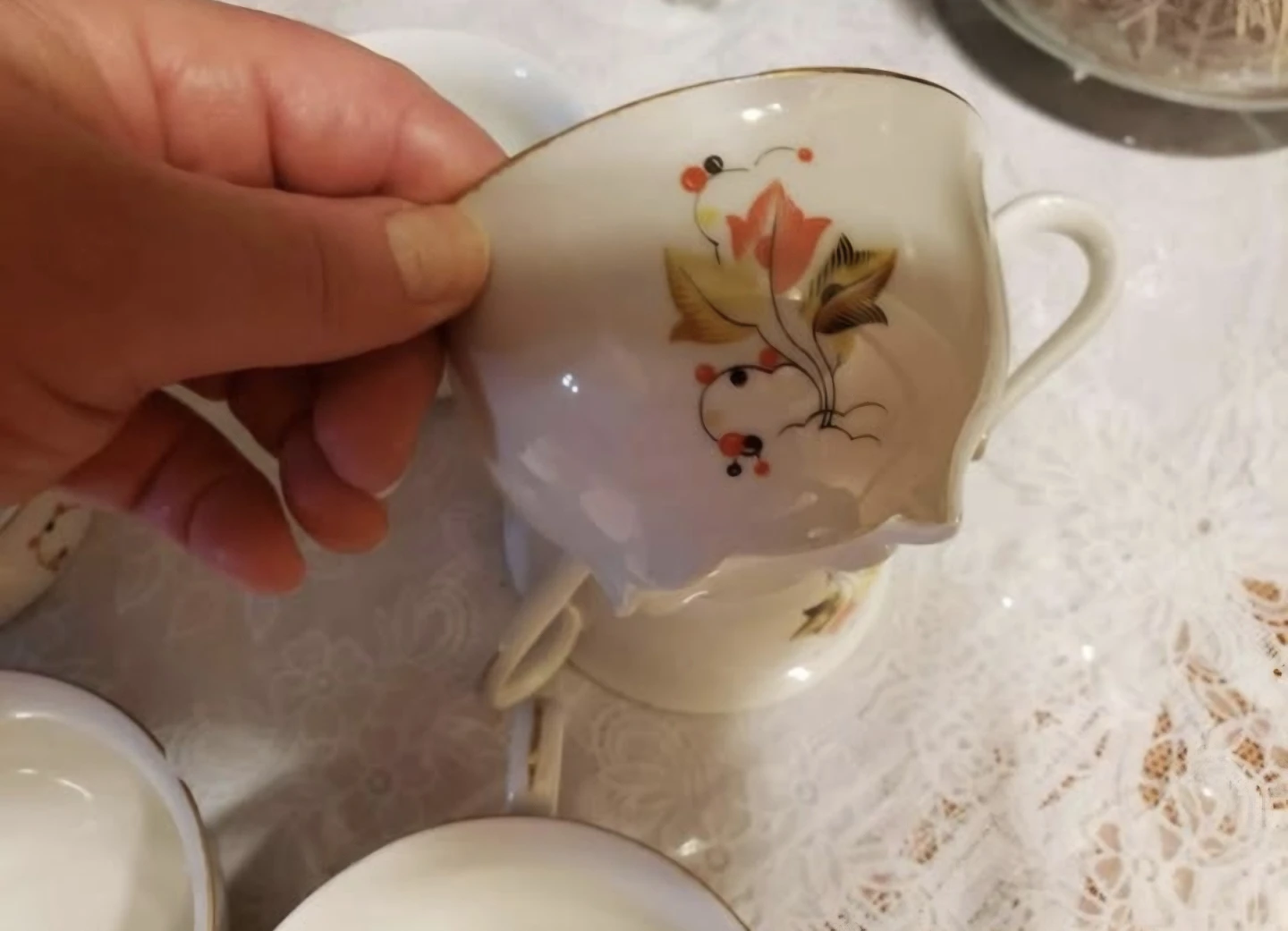 15 pcs Chinese porcelain vintage tea set gold trim - photo 2