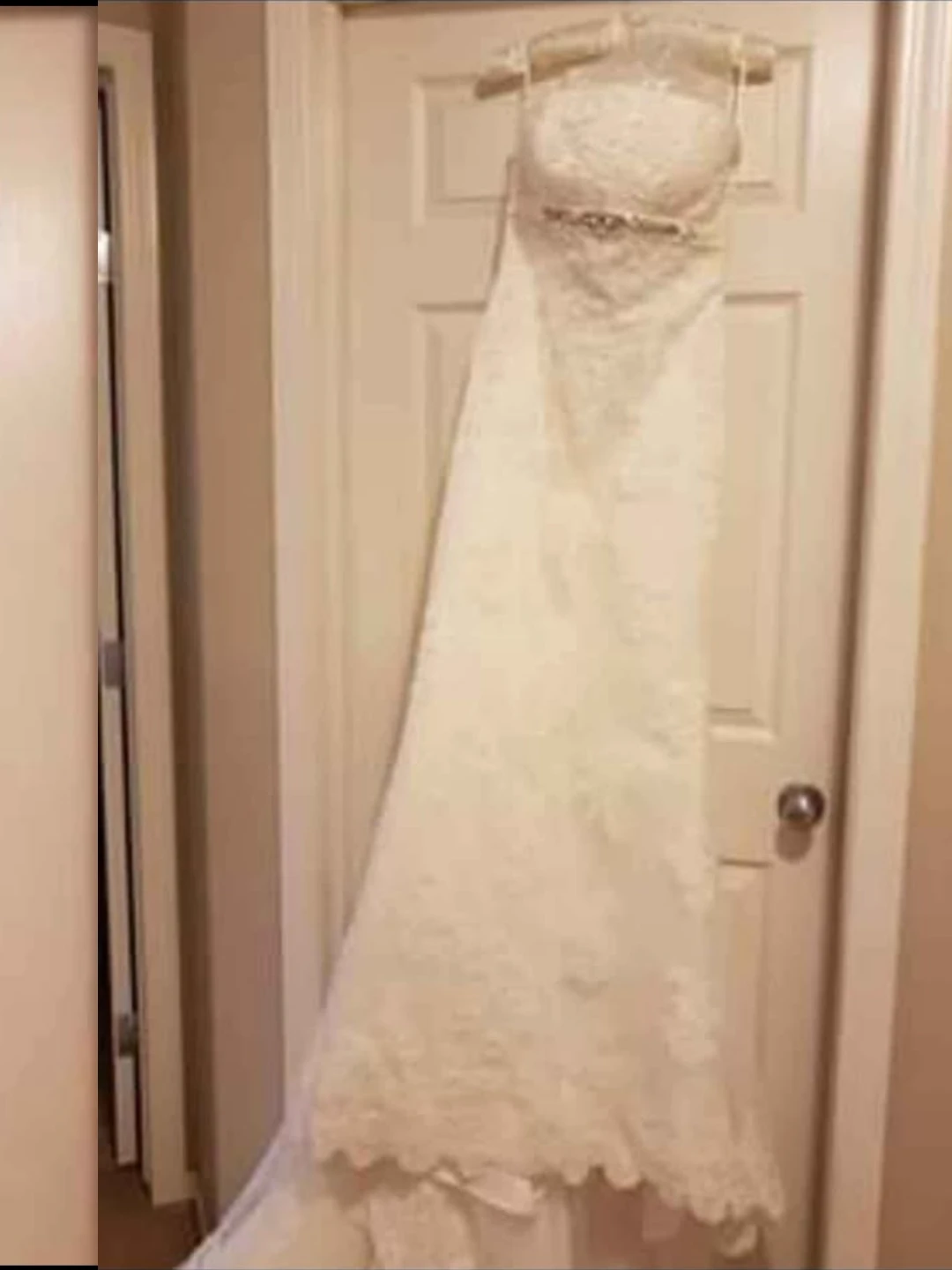 Wedding dress