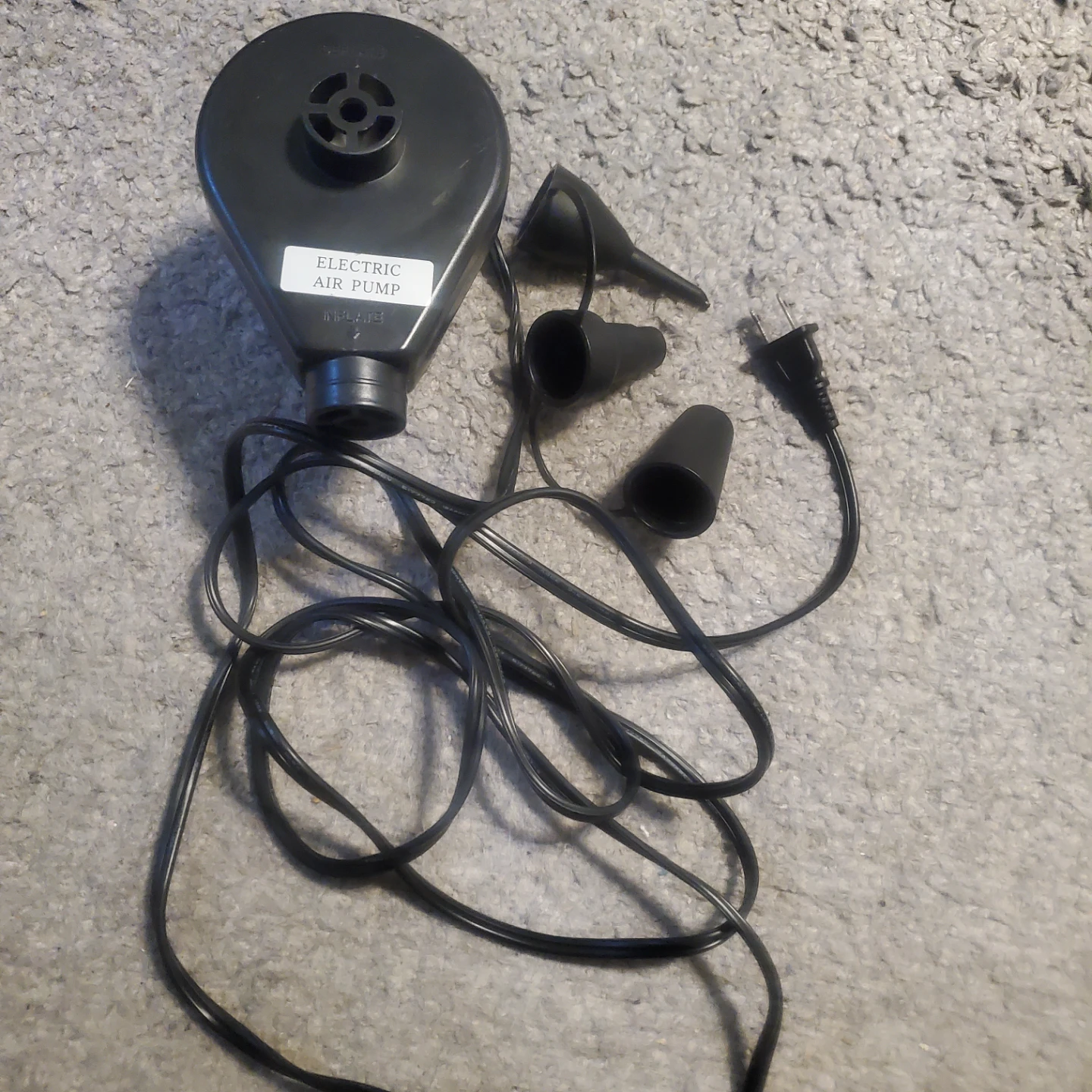 Electric Air Pump with 3 Nozzles - photo 2
