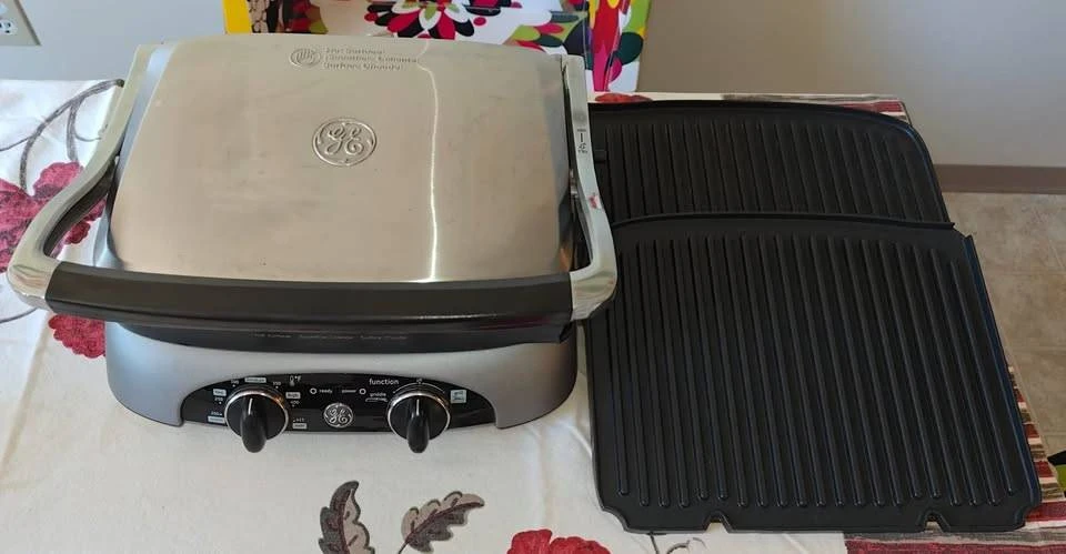 GE 1500W Electric Grill & Griddle - photo 2