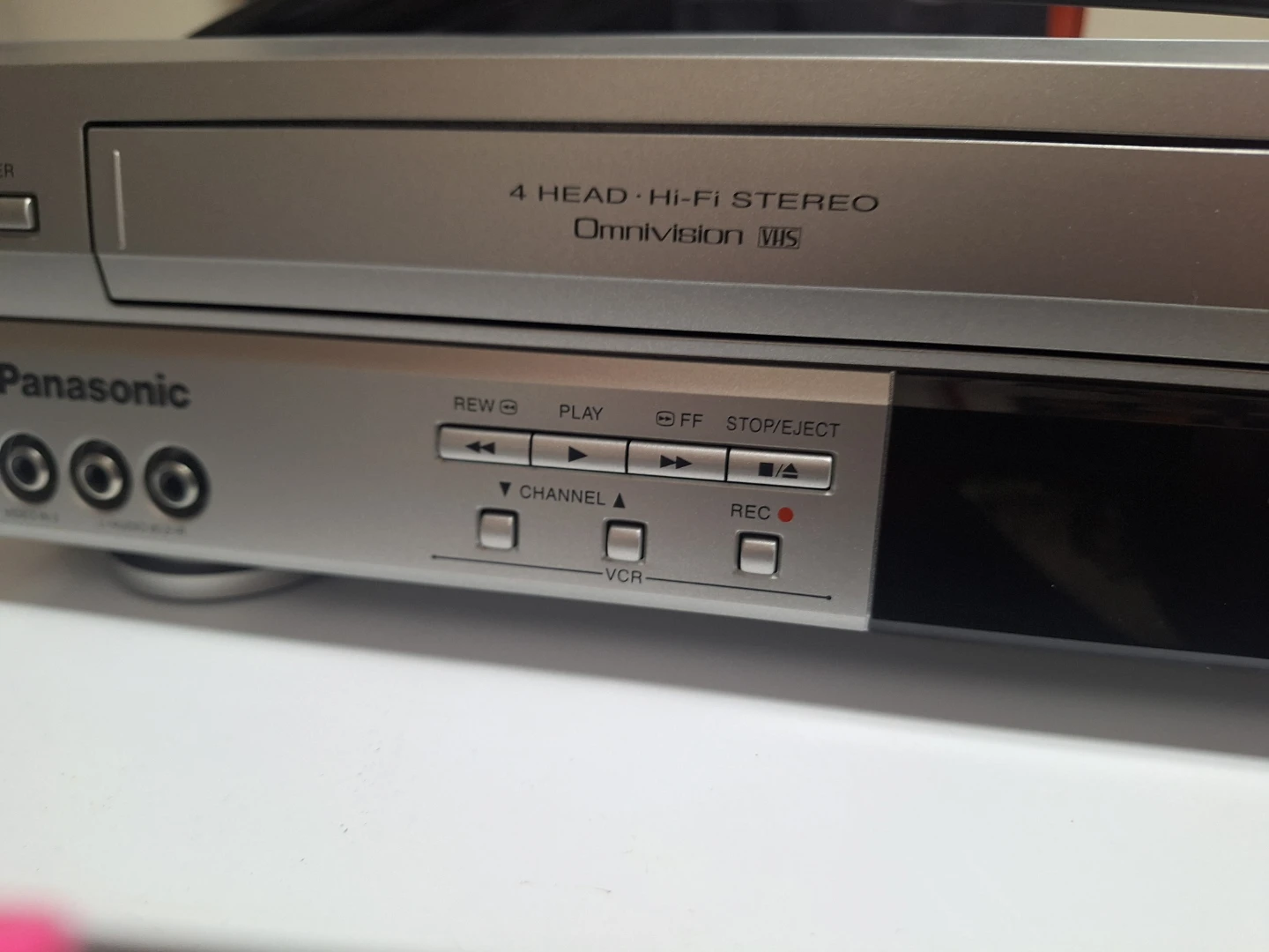 Panasonic VCR DVD Combo Player - photo 2