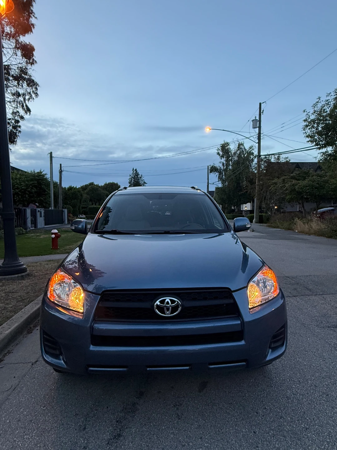 Toyota RAV4 4WD 2.5 L – Super Clean & Very Low Mileage 68k