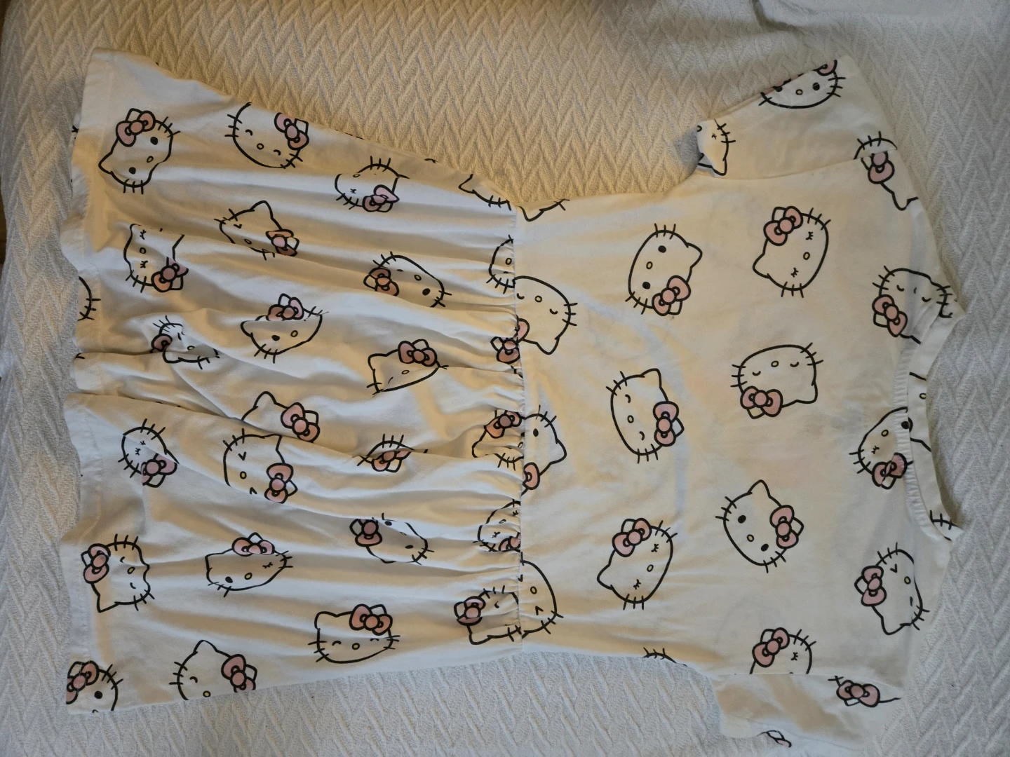 NEW HELLO KITTY DRESS - photo 2