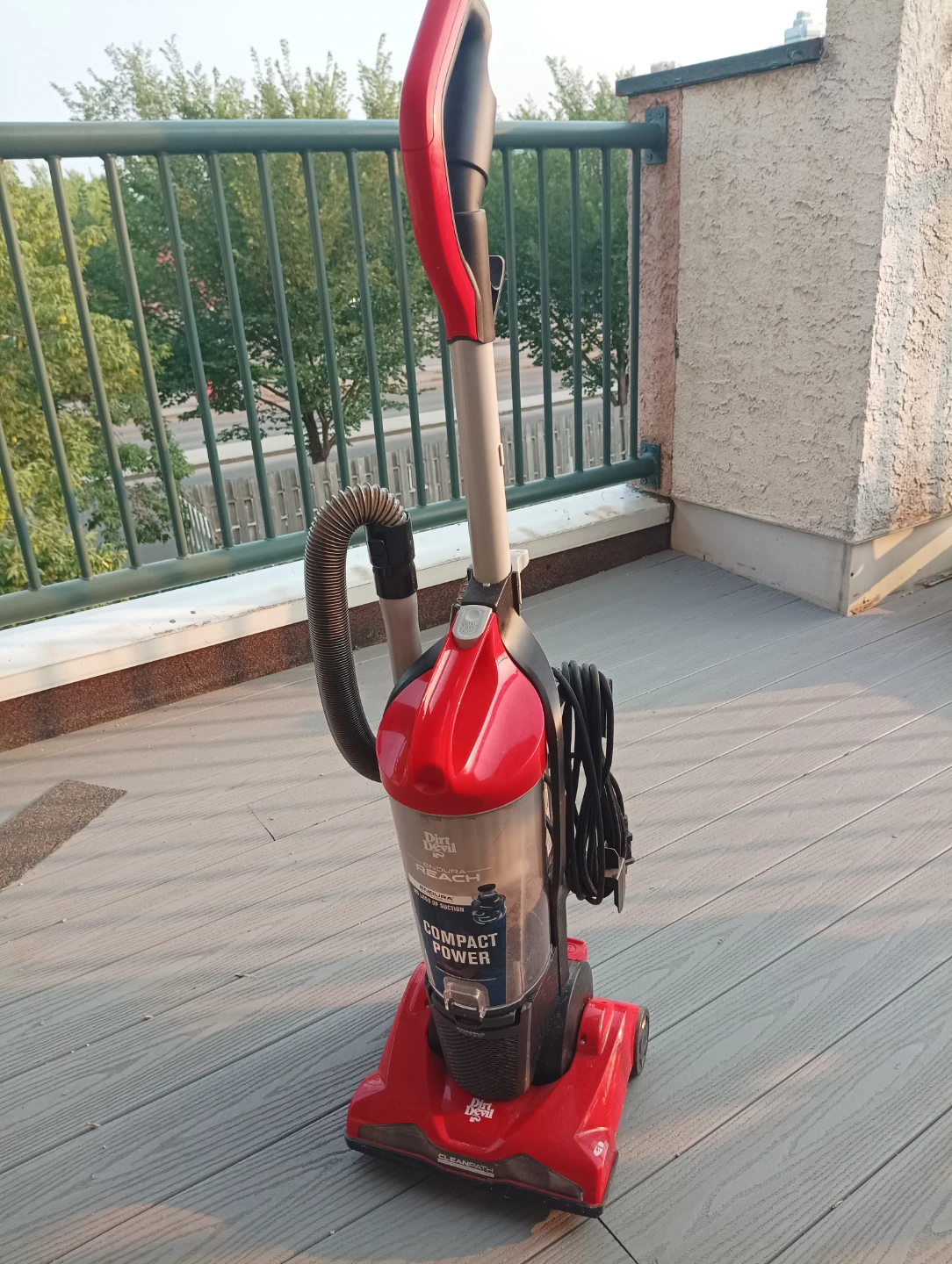 Vacuum (Dirt Devil) - photo 2