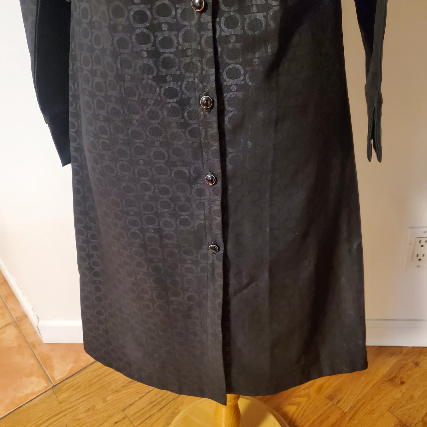 Black tonal geometric shirt dress - photo 3
