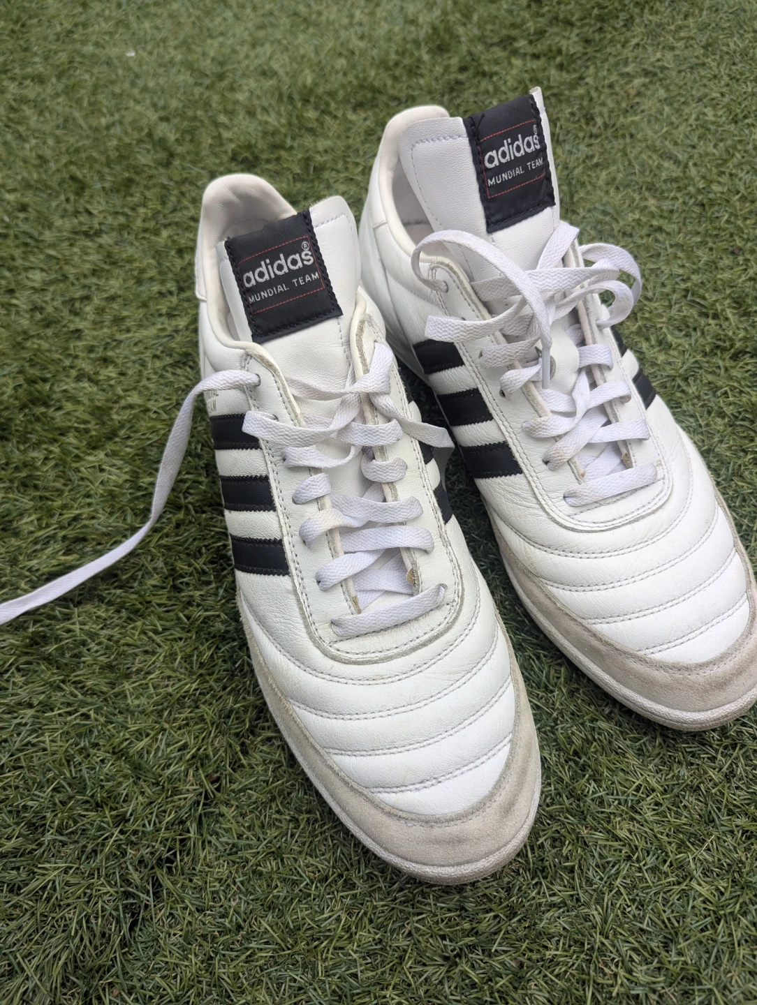 Adidas Mundial Team Soccer Cleats