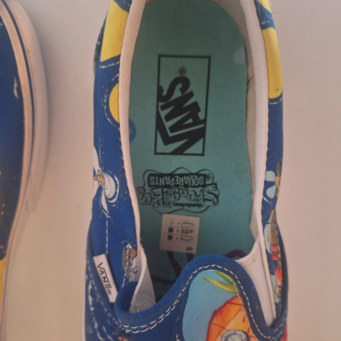 Vans Spongebob Slip-On Shoes size 10 Women's - photo 2