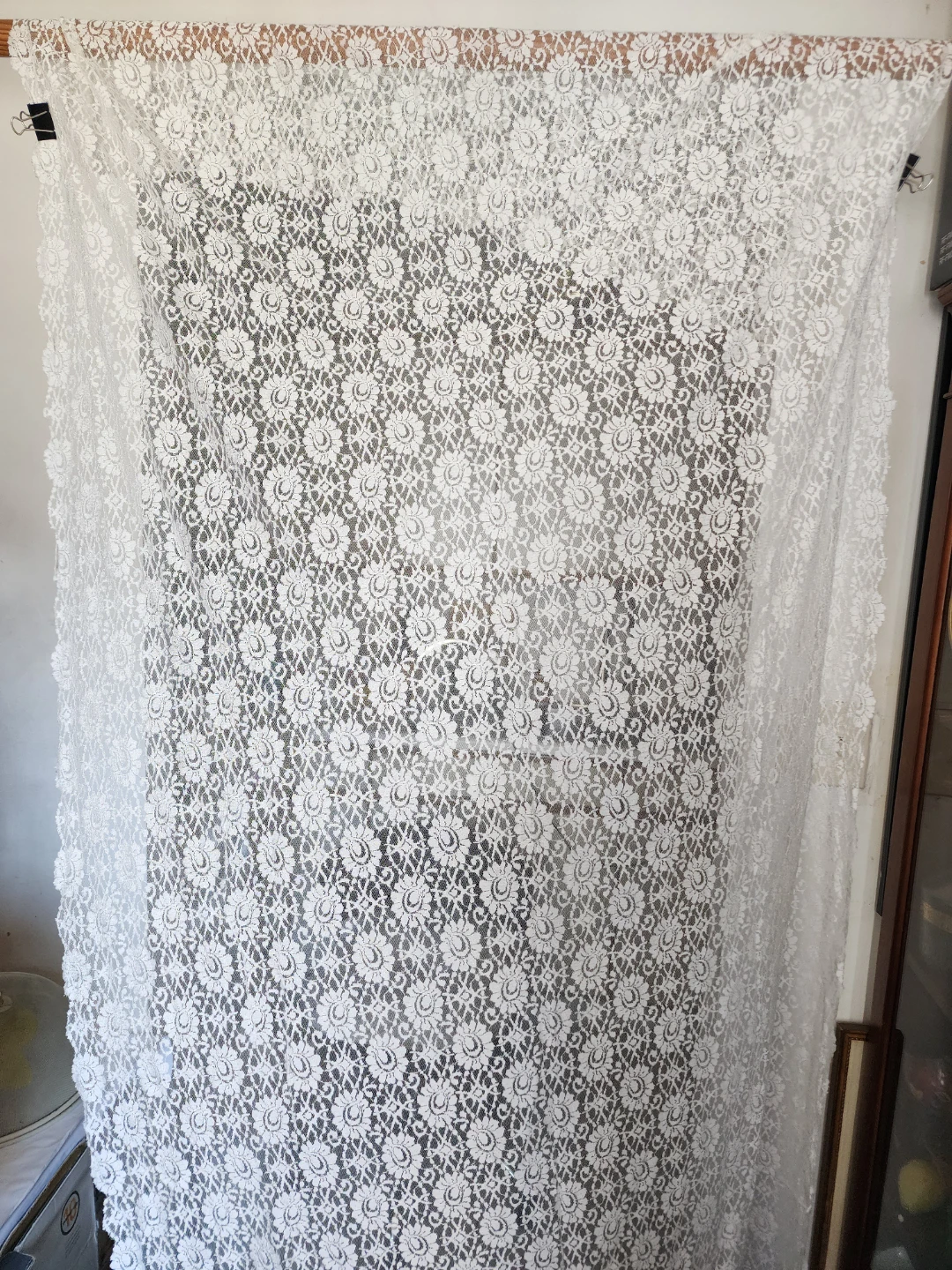 White Lace Fabric Panel - photo 2