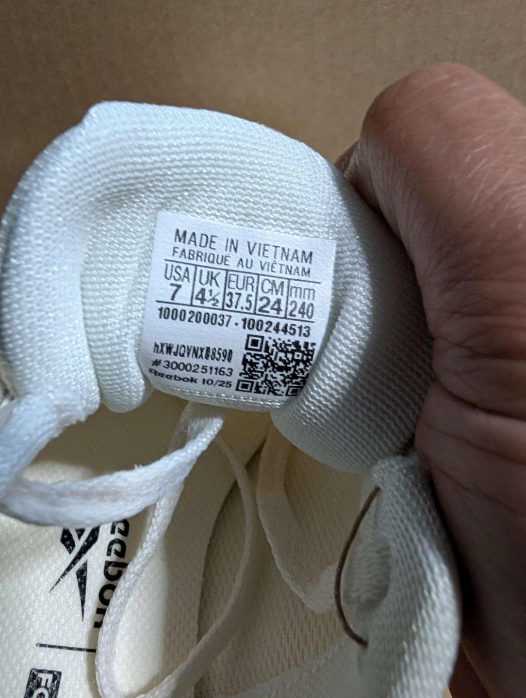 NIB - Women's Reebok Zig Dynamica 6 Chalk White Shoes - Size 7 - photo 5