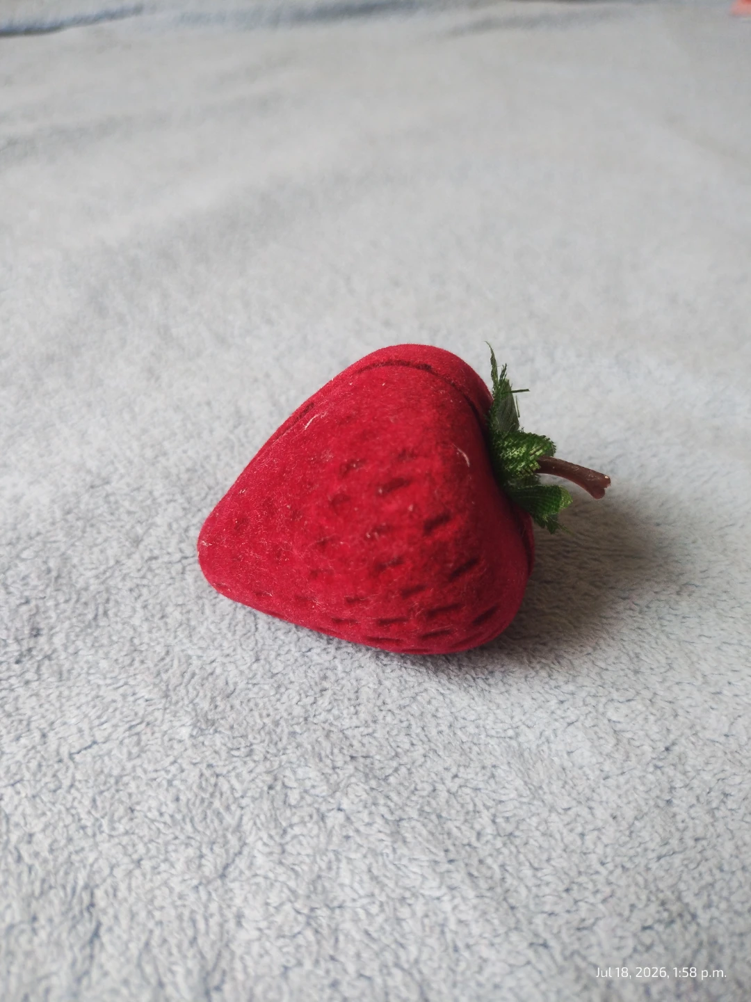 Strawberry Ring Box - photo 2