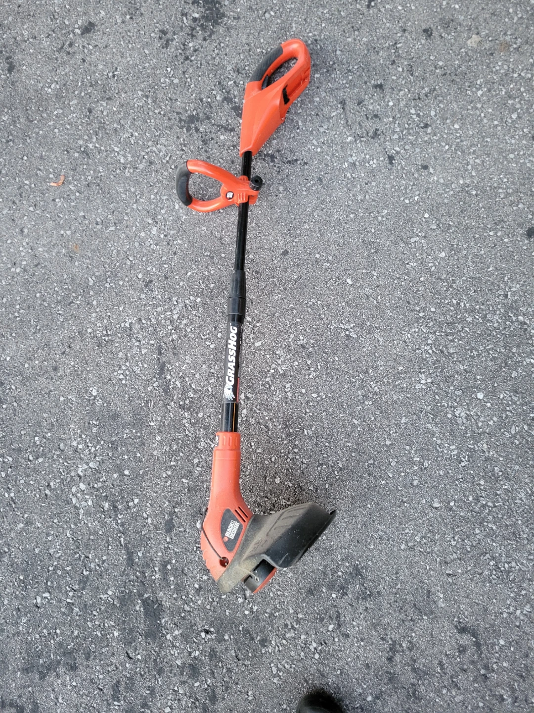 Black & Decker GrassHog electric trimmer with battery