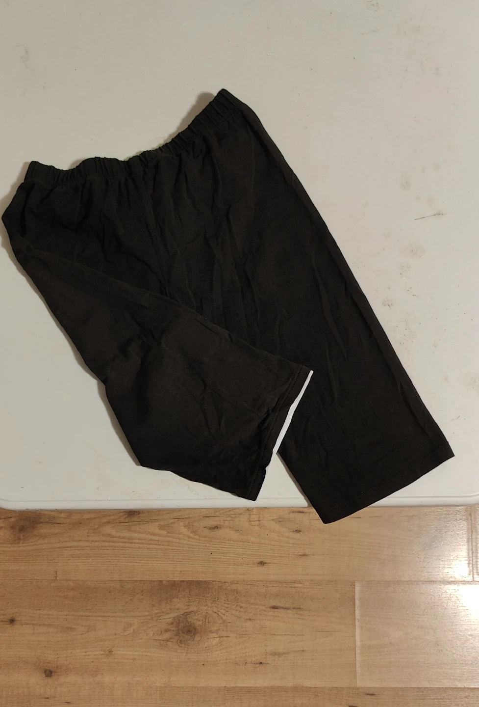 Black Capris
