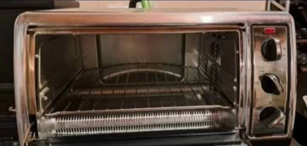 Black & Decker Toaster Oven - photo 2
