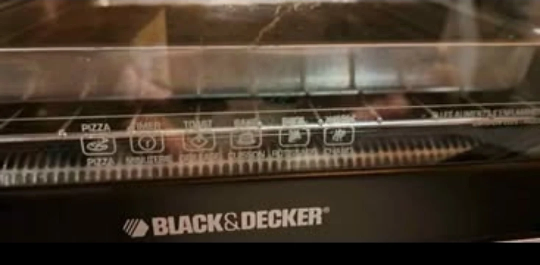 Black & Decker Toaster Oven - photo 4