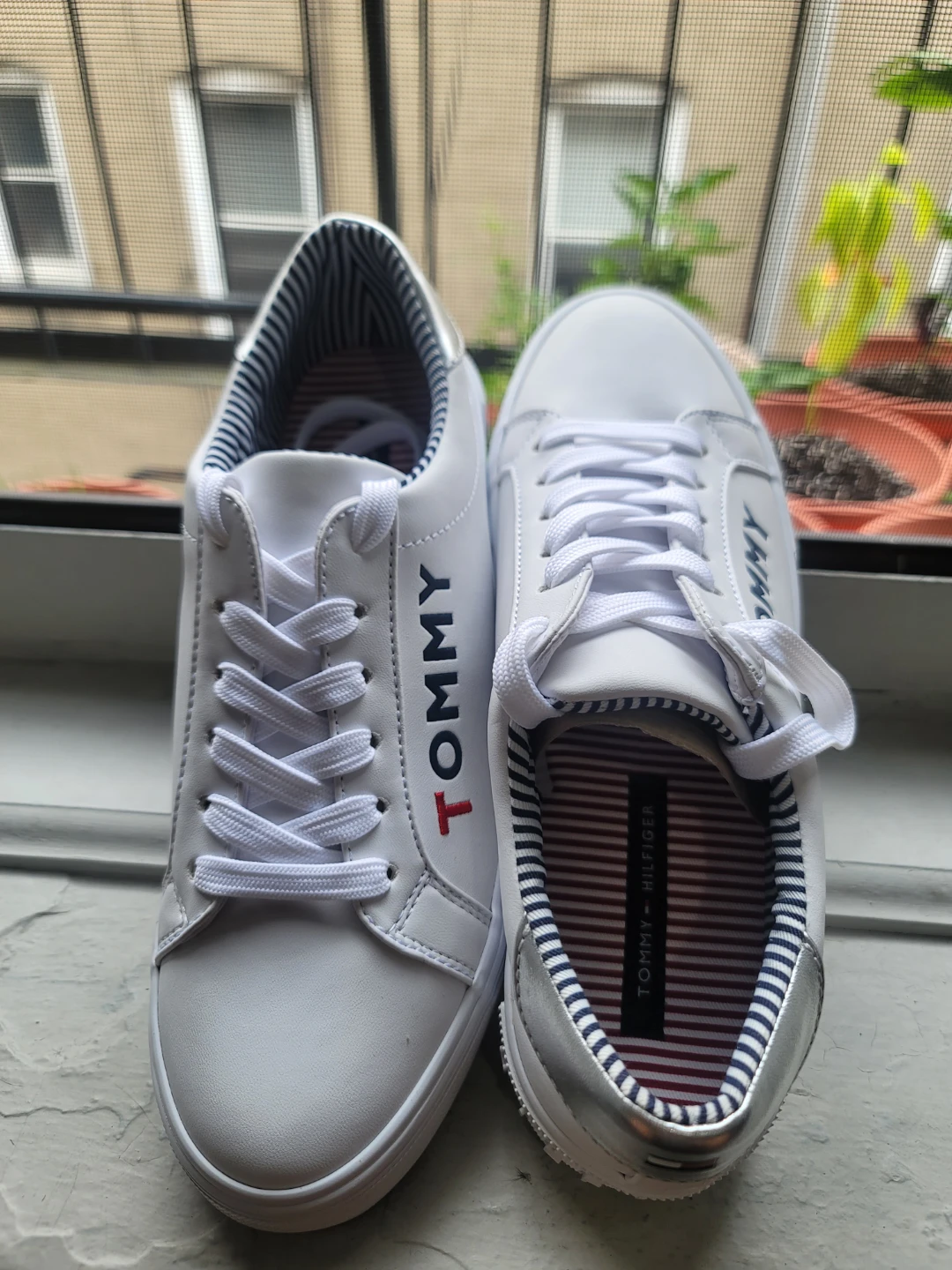 Tommy Hilfiger Women's White Sneakers - photo 2