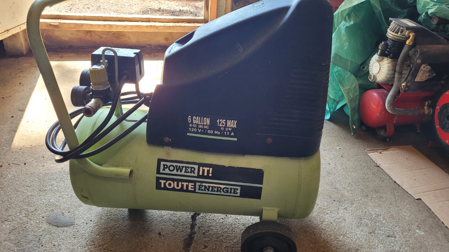 Air compressor - photo 3