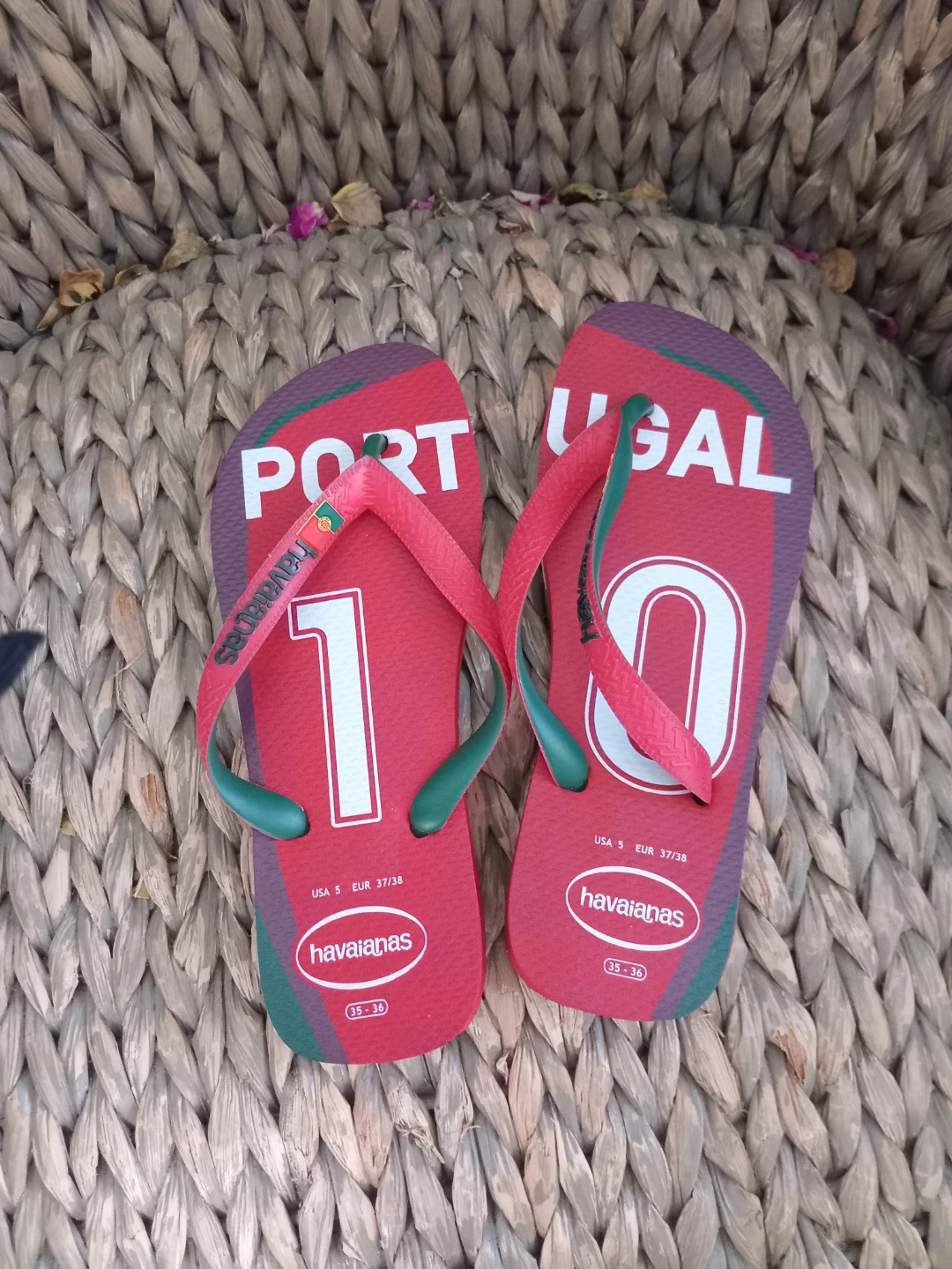 Havaianas Portugal Flip Flops - EUR 37/38
