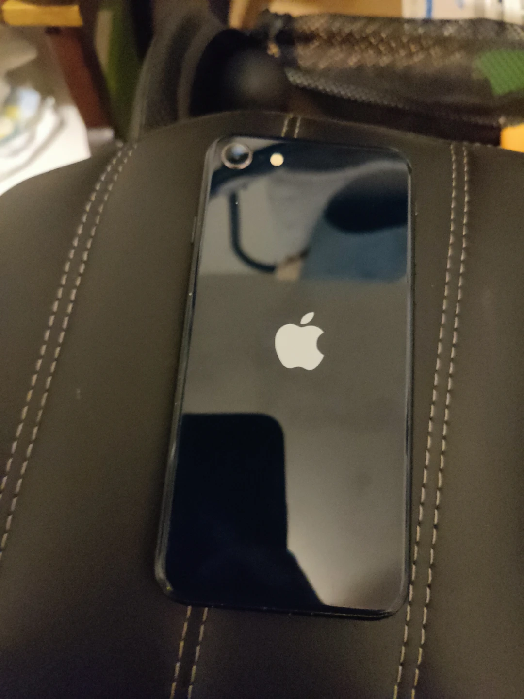 Apple iPhone SE (3rd Gen) - Black - photo 2