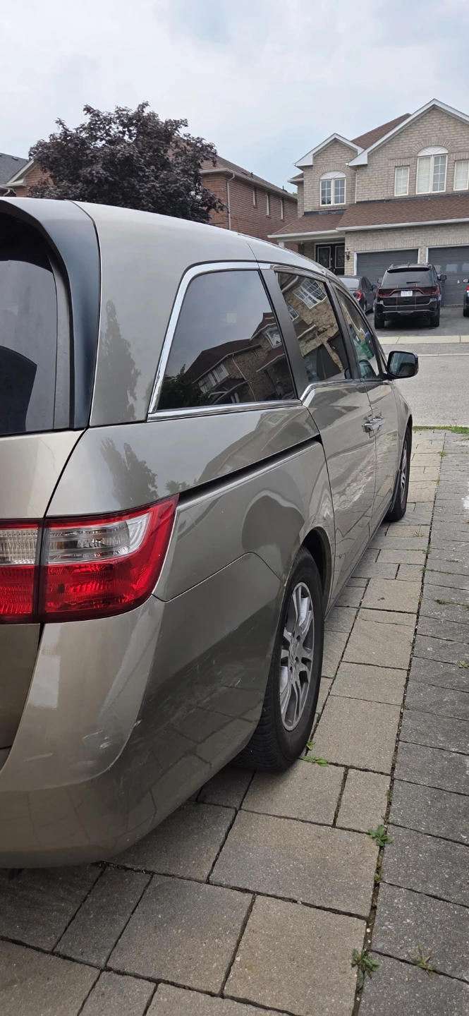 Honda Odyssey Minivan - photo 3