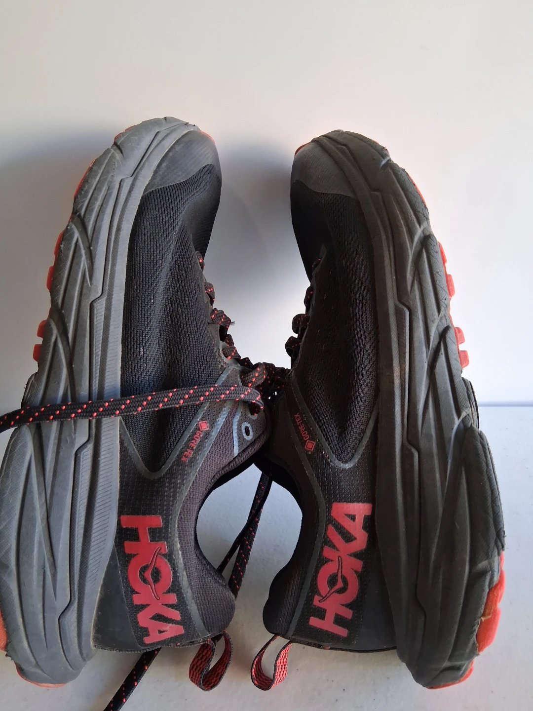 Hoka Challenger ATR Gore-Tex Women's Running Shoes size 7.5
