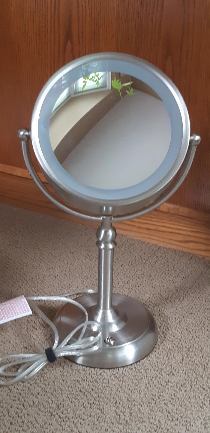 Large Lighted Makeup Mirror With Magnification