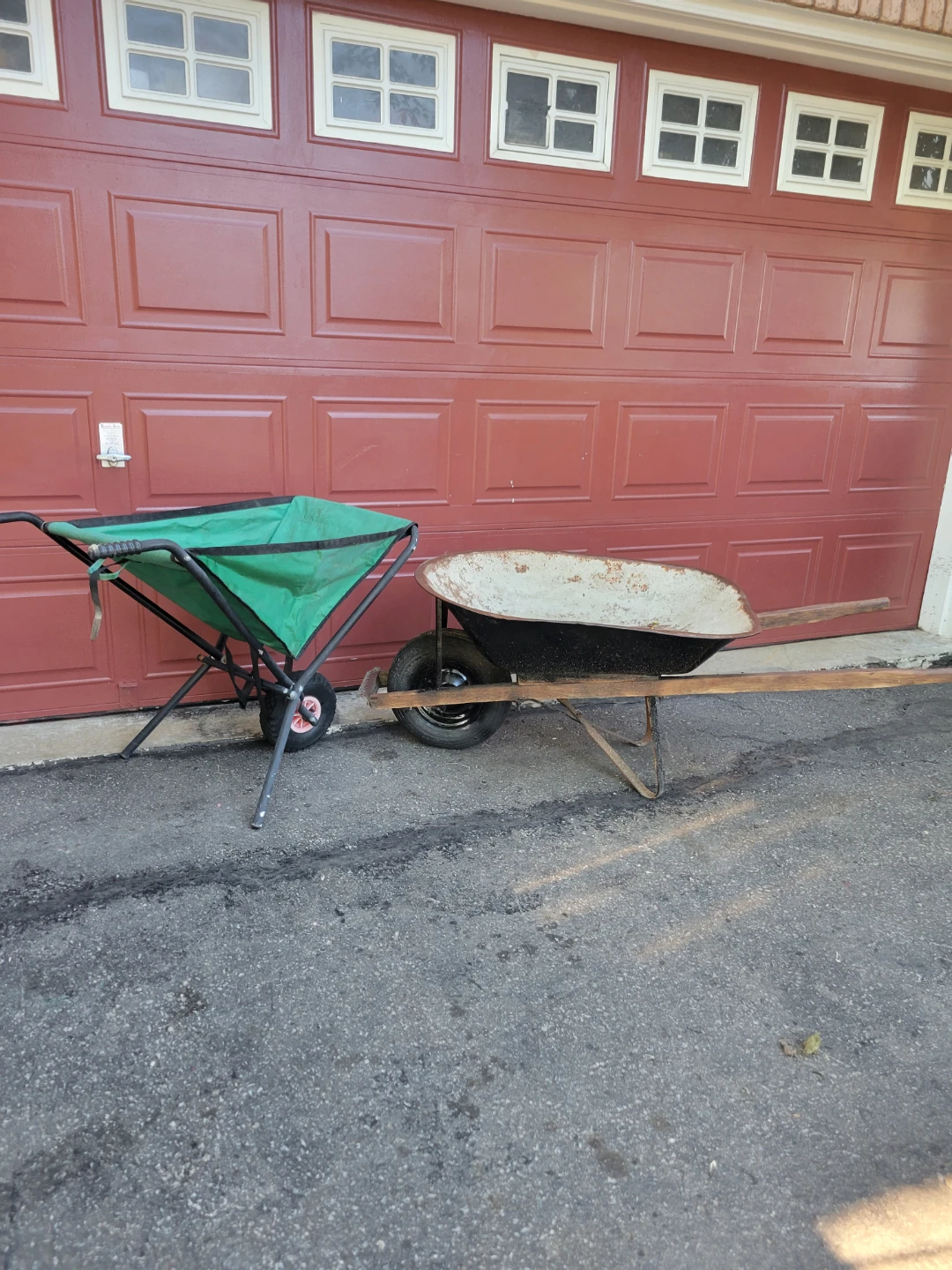 Wheelbarrows Heavy-duty & light - photo 2